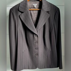 Semantiks by Nordstrom Dark Brown Blue Pinstripe Suit-Freshly Dry Cleaned 18W